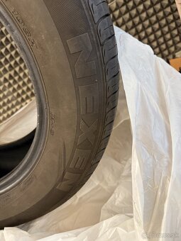 Nexen 255/60 r18 celoročné - 4