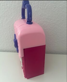 Skladací a prenosný domček pre bábiky - 4