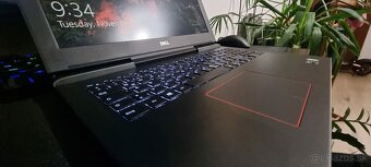 Slušný a zachovalý herný notebook 4k od Dell s GTX 1060 a - 4
