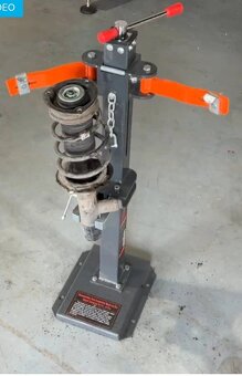 Mechanický sťahovák pružín 1t - 4