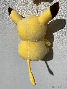 Plyšová hračka Pokémon Pikachu - 4