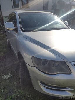 Predám Volkswagen Touareg 2.5 - 4