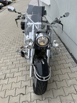 Suzuki Intruder VLR 1800C - 4