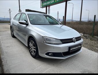 Volkswagen Jetta 2.0TDI 103kw - 4