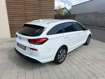 Hyundai i30 cw - 4