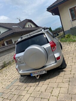 Toyota RAV4 2.2 D-4D - 4