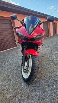 Yamaha r6 - 4