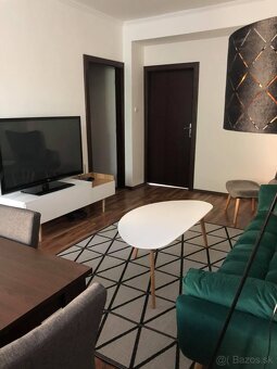 2 izb. byt centrum Košíc, Hlinkova ul., zariadený, balkón - 4