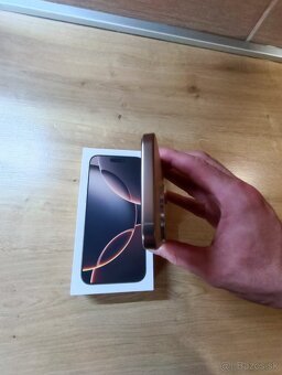 Iphone 16 Pro Max 256 GB Desert Titan - 4