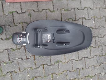Autosedacka a základňa Cybex Aton M i-size 2021 - 4