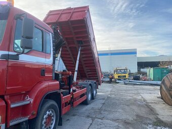 nákladné auto s Hydraulickou rukou ,sklapač - 4