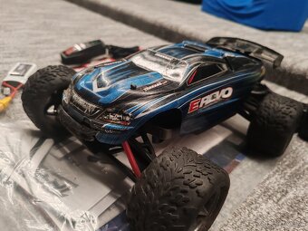 Traxxas e revo 1/16 - 4