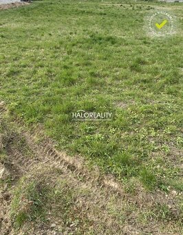HALO reality - Predaj, pozemok pre rodinný dom   827 m2 Záhr - 4