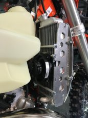 Výztuhy kryty chladiče komplet s ventilátorem KTM, Husqvarna - 4