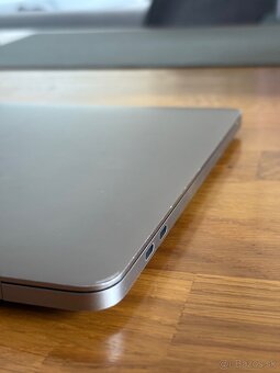 Macbook Pro 2016 13" - 4