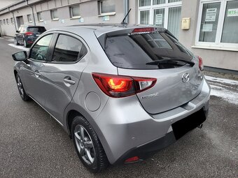 Mazda 2 1.5 Skyactiv G90 Attraction A/T - 4