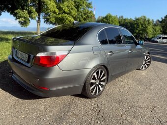 BMW E60 - 520D - 4