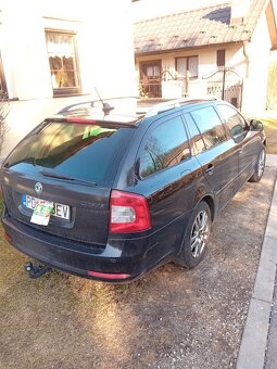 Škoda Octavia ll,1,6 TDI Eleg, r.v. 2011, 177900km - 4