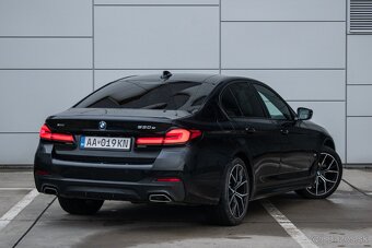 BMW Rad 5 530e xDrive M Paket A/T / AJ NA SPLÁTKY /PROTIÚČET - 4