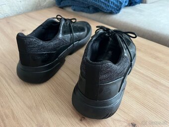 Pánske kožené sneakersy / tenisky Geox, čierne, veľkosť 45 - 4