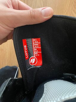 Snowboard s topánkami - 4