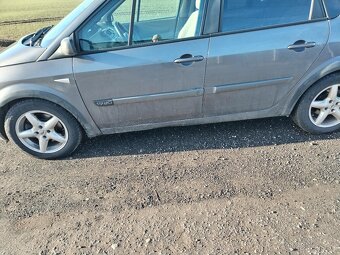 Renault Scenic 2 - 4