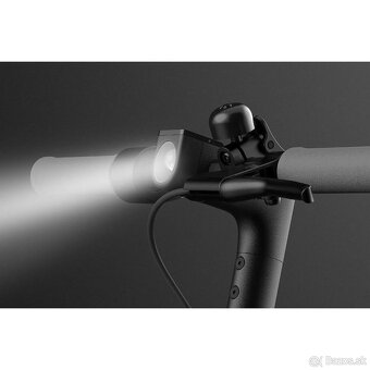 Kolobežka Xiaomi Mi Essential - 4