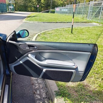 BMW E46 328Ci coupe manuál - 4