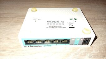 Mikrotik RB750 - 4