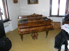 Starožitný klavír - 4