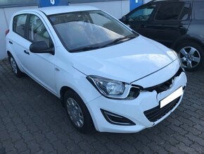 Hyundai i20 1.2i 16V Comfort, 1.MAJITEL, LAHKO HAV - 4