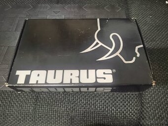 Taurus 9mm - 4