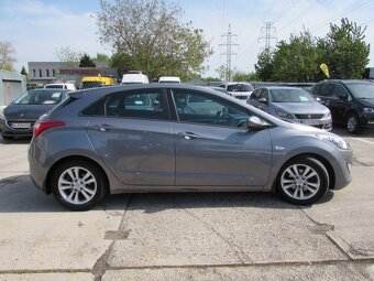 Hyundai i30 1.6 CRDi - splátka 120,-€ - 4
