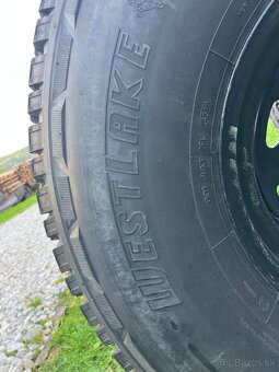 Predám pneu + disky 6x139,7 35x12,5R16 - 4