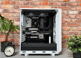Ryzen 7 7800X3D\32GB\RTX 4070\SSD\850W Zdroj - 4