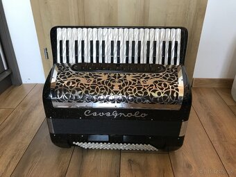 Predám akordeón Cavagnolo – 120 basov, TOP stav – 800 € - 4