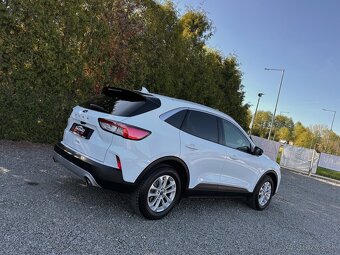 Ford Kuga 1.5 TDCi EcoBlue 120k Titanium A/T - 4