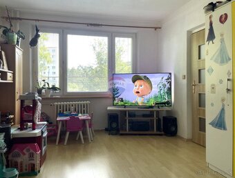 Slnečný byt v obľúbenej časti Banskej Bystrice na ulici Mosk - 4