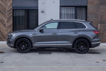 Volkswagen Touareg 3.0 V6 ELEGANCE / ZÁRUKA / AJ NA SPLÁTKY - 4