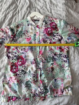 Krásna dámska Mohito bunda - 4