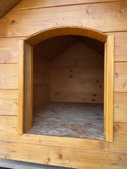 Drevená búda pre stredne veľkého psa - 4