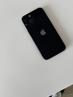 Predám iPhone 13 black 128GB - 4