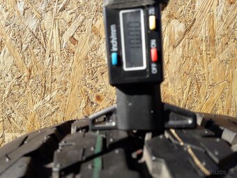 215/70 r15C letne pneumatiky - 4