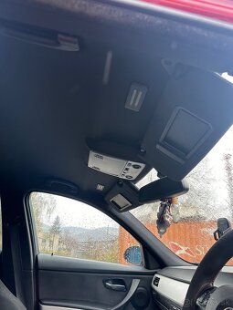 Čierny strop BMW E90 E91 - 4