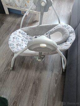 Kinderkraft Flo Mint - elektrické hojdátko - 4