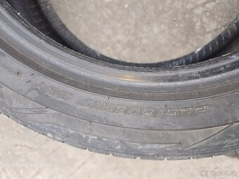 225/50 R17 Falken - 4