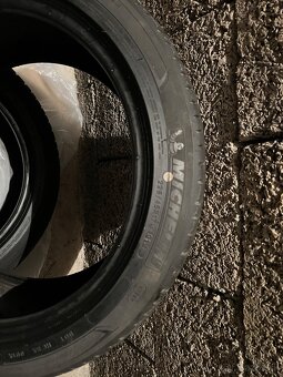 Pneu Pirelli a Michelin 225/45 r17 - 4