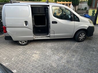 Dodávka Nissan NV200 - 4