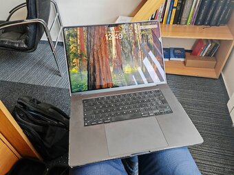 MacBook Pro 16" Apple M3 Pro 12C CPU 18C GPU 18GB 512GB Koz - 4