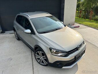 Volkswagen Polo CROSS 1.6TDI - 4